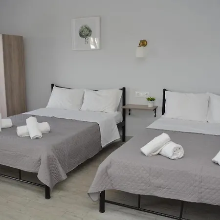 Gatos Village & Apartment *