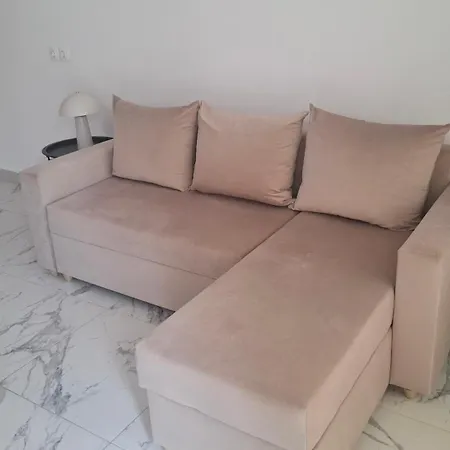 Daire Gatos Village &