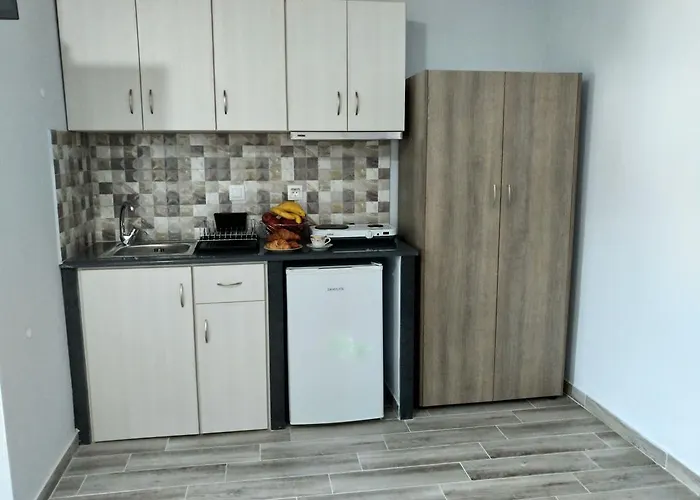 Gatos Village & Appartement