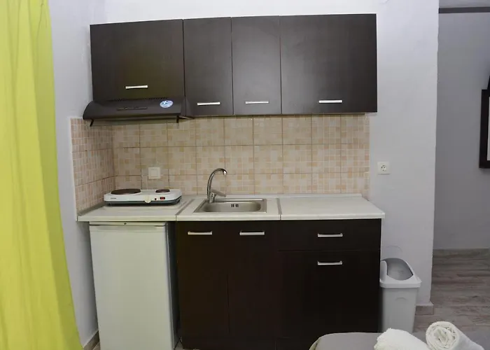 Gatos Village & Appartement