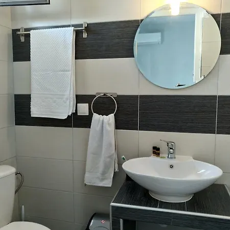 Апартаменты Gatos Village & Аспровальта