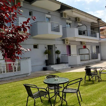 Gatos Village & Asproválta